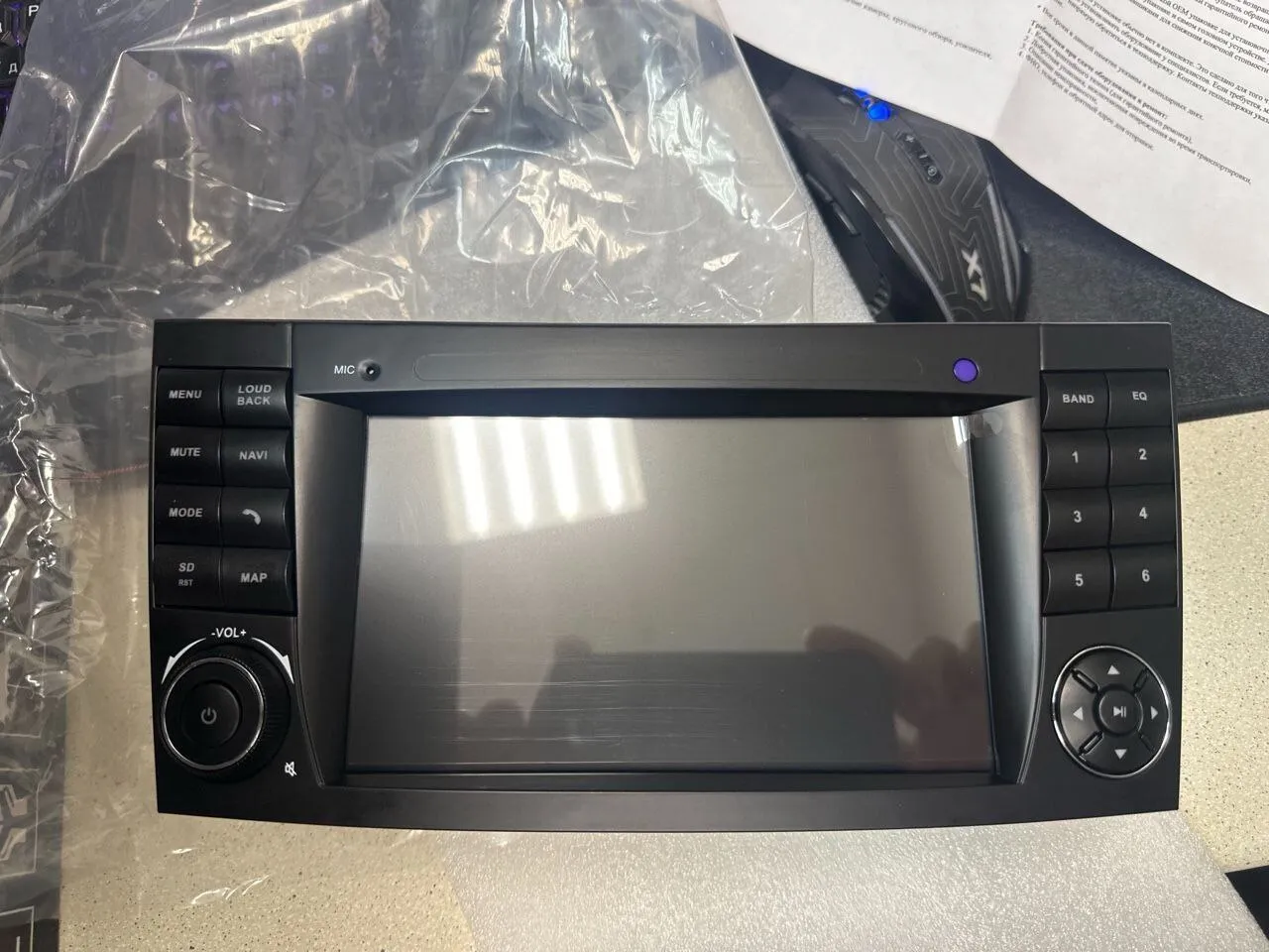 Штатная магнитола для Mercedes E класс W211/S211 2002-2009, CLS W219 2004-2010 Android 12 - Carmedia MKD-7011-S10 Штатная магнитола для Mercedes E класс W211/S211 2002-2009, CLS W219 2004-2010 Android 12 - Carmedia MKD-7011-S10