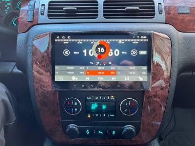 Автомагнитола штатная с 2K экраном RedPower 71421W Slim на Android 10 для Chevrolet Tahoe (12.2006-10.2014), GMC Yukon (2007-2014) под дерево