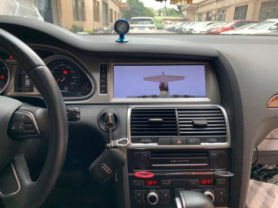 Штатная автомагнитола Audi Q7 2010-2015 Carmedia XN-A1002 Android 8.1 DSP