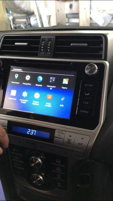 Навигационный блок для Toyota с 2014 года с системой Touch Go2 на Android 8.0 - Radiola RDL-LVDS