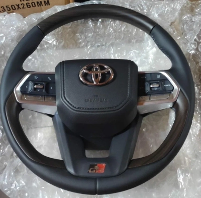 Руль с подогревом для Toyota Land Cruiser 200 2007-2015 Carmedia TY-WH-LC300H-01