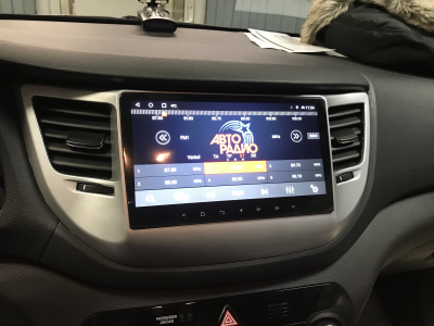 Автомагнитола штатная с 2K экраном RedPower 71147 Slim на Android 10 для Hyundai Tucson 2015-2017