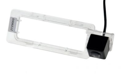 Штатная видеокамера парковки Subaru XV