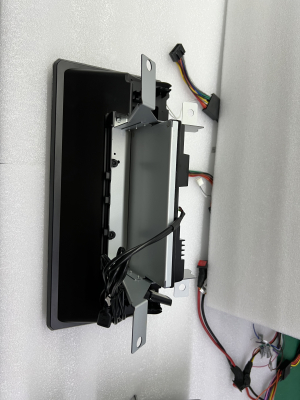 Штатная магнитола для Toyota Land Cruiser 300 2021+ low на Android 12 - Carmedia ZH-T1210L