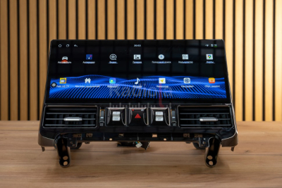 Штатная магнитола Toyota Land Cruiser 200 2008-2015 (для высоких комплектаций со штатной навигацией и круговым обзором) на Android 13 - Radiola RDL-LC200H 07-15 DH17