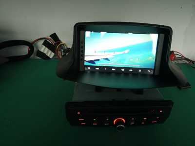 Головное устройство RENAULT Megane III 2009+, Fluence 2010+, черный или белый на Android 8.1 CARMEDIA U9-6912-T8