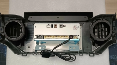 Штатное головное устройство для Toyota Tundra II 2013-2021 на Android 12 Carmedia MRW-1305