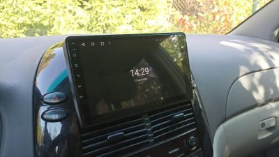 Автомагнитола штатная с 2K экраном RedPower 71273 Slim на Android 10 для Toyota Sienna , 2 поколение, рестайлинг, XL20 (09.2006 - 12.2009)