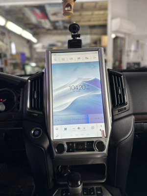 Магнитола Tesla для TOYOTA Land Cruiser 200 10.2015+ top на Android 11 CARMEDIA ZF-1829H-Q6