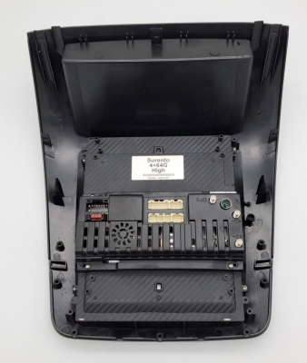 Штатное головное устройство Tesla для Kia Sorento 2012–2015 ( XM, рестайл) high на Android 9.0 Carmedia NH-K1007