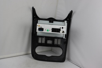 Штатная автомагнитола Renault Logan Carmedia KD-9619-P5 Android 9.0 DSP