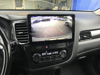 Автомагнитола штатная с 2K экраном RedPower 71156 Slim на Android 10 для Mitsubishi Outlander 2012+