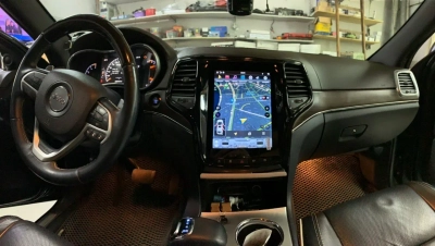 Магнитола Tesla для Jeep Grand Cherokee 2013+ черная на Android 11 Carmedia ZF-1217B-Q6