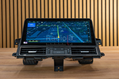 Монитор 12,3" Infiniti QX80 2013-2023, QX56 2010-2013, Nissan Patrol Y62 2010-2021 на Android 13 - Radiola RDL-QX80/Patrol DH