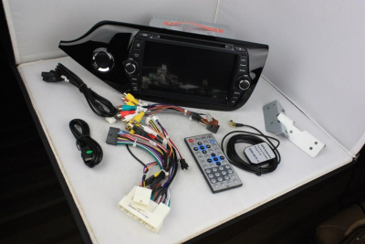 Штатная автомагнитола Android 10 Carmedia KD-8055-P30 для Kia Ceed II 2012+ (рамка глянец)