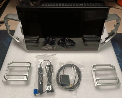 Штатное головное устройство для Toyota Tundra 2022+ на Android 12 Carmedia MRW-1306