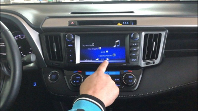 Навигационный блок для Toyota с 2014 года с системой Touch Go2 на Android 8.0 - Radiola RDL-LVDS