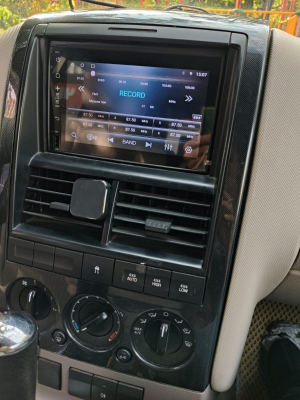 Магнитола для Ford 188х118мм Explorer, Expedition, Mustang, F150, F250, F350, F450 на Android 12 - Carmedia KP-7014-S10