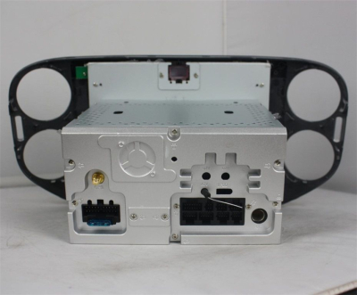 Штатная автомагнитола Android 9.0 Carmedia KD-1024-P5 для Volkswagen Tiguan 2007-2016