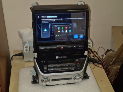 Штатная магнитола для Toyota Land Cruiser 200 10.2015+ low Android 12 - Carmedia ZH-T1000