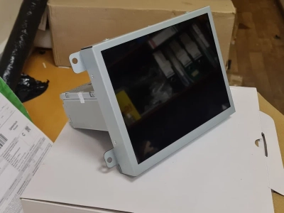 Штатное головное устройство для Jeep Grand Cherokee 2013+ на Android 12 Carmedia ZH-J8401