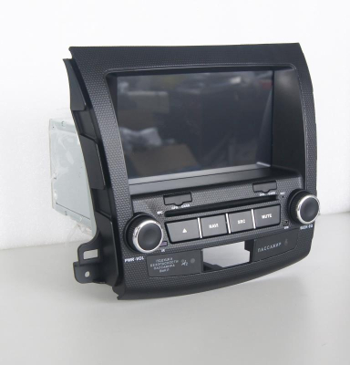 Штатное головное устройство Mitsubishi Outlander XL 2006-2012, Peugeot 4007 2007-2012, Citroen C-Crosser 2007-2012 на Android 8.1 CARMEDIA KR-8007-T8
