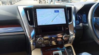 Штатная магнитола Toyota Alphard, Vellfire 2015-2022 правый руль на Android 11 - Cardrox CD-4188M