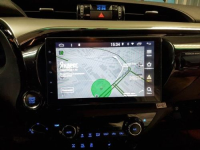 Штатное головное устройство Redpower 31186 IPS DSP на Android 7.1+ для Toyota Hilux 8 (2015+) и Fortuner (2017+)