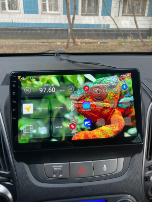 Автомагнитола штатная с 2K экраном RedPower 71047 Slim на Android 10 для Hyundai ix35 2009-2016