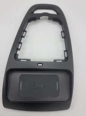 Беспроводная зарядка для Lada Vesta 15W  - Carmedia HP-L715 Беспроводная зарядка для Lada Vesta 15W  - Carmedia HP-L715