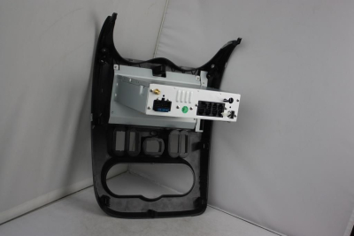 Штатное головное устройство Renault Logan на Android 9.0 Carmedia KD-9619-P6