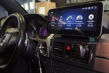 Монитор 12.3" для Mercedes-Benz GLK 2008-2012 NTG 4.0 на Android 12, 4G, Carplay - Parafar PF7153A12GLK8/128