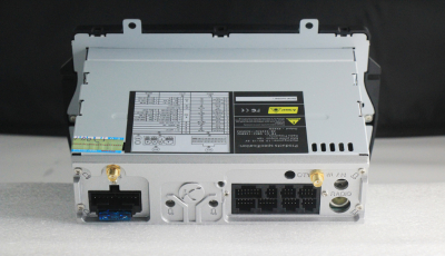 Штатное головное устройство Lada Vesta на Android 10 Carmedia MKD-L860-P30