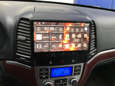 Автомагнитола штатная с 2K экраном RedPower 71008 Slim на Android 10 для Hyundai Santa Fe (2006-2012)