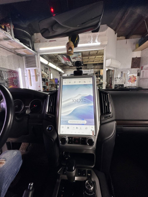 Магнитола Tesla для TOYOTA Land Cruiser 200 10.2015+ top на Android 11 CARMEDIA ZF-1829H-Q6