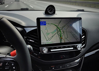 Штатная магнитола для Lada Vesta 2015+ на Android 12, с кнопками (серые или черные) QLED - Carmedia OL-9061+KP-KN(BN)