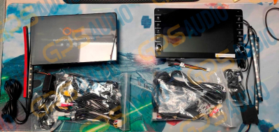 Штатная магнитола для Mercedes ML класс W164 2005-2011, GL класс X164 2006-2012 на Android 10, DSP, HDMI, Интерьерная подсветка - Carmedia MKD-9950-D