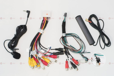 Штатное головное устройство RedPower 31065 IPS на Android 7.0+ для Toyota Prado 150 (2010-2014)