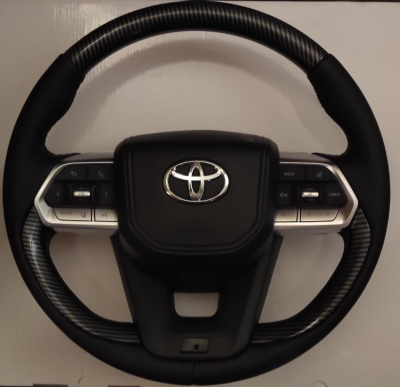 Руль с подогревом для Toyota Land Cruiser 200 2007-2015 в стиле ЛК300  - Carmedia TY-WH-LC300H-04