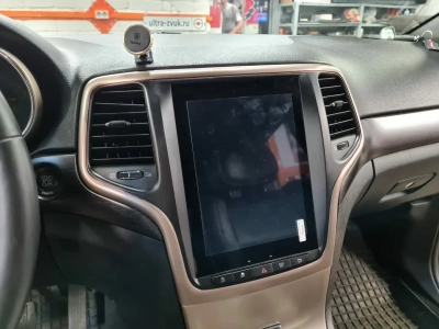 Магнитола Tesla для Jeep Grand Cherokee 2013+ черная на Android 13 Carmedia ZF-1217B-GE