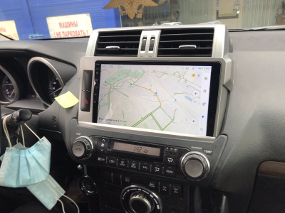 Автомагнитола штатная с 2K экраном RedPower 71265 Slim на Android 10 для Toyota Land Cruiser Prado 150 2014-2017