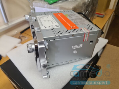 Магнитола для Ford Focus II, Mondeo, S-MAX, Galaxy, Tourneo, Transit Connect серебро на Android 10 - Carmedia MKD-7028S-P6