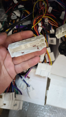 Штатная магнитола Toyota Land Cruiser 200 2015-н.в. на Android 12 - Radiola RDL-LC200 High (для комплектаций со штатной навигацией)