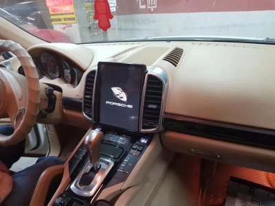 Штатное головное устройство Tesla для Porsche Cayenne 2011-2015 на Android 7.1 Carmedia NH-1004