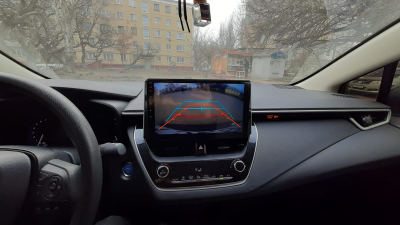 Автомагнитола штатная с 2K экраном RedPower 71072 Slim на Android 10 для Toyota Corolla (2019+)