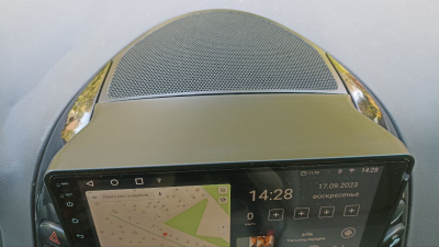 Автомагнитола штатная с 2K экраном RedPower 71273 Slim на Android 10 для Toyota Sienna , 2 поколение, рестайлинг, XL20 (09.2006 - 12.2009)