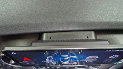 Монитор 12,3" для Mercedes-Benz C/GLC/V260-Класс 2014-2019 NTG 5.0/5.1 (алюминиевый корпус) на Android 13 - Radiola RDL-7715 Slim