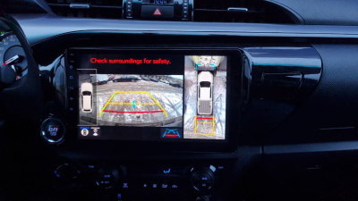 Автомагнитола штатная с 2K экраном RedPower 71186 Slim на Android 10 для Toyota Hilux 8 (2015+)