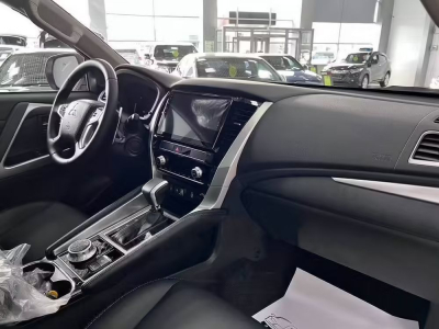 Штатная магнитола Mitsubishi Pajero Sport 3 2020+ (для авто без круга) на Android 11 - Cardrox CD-4626M