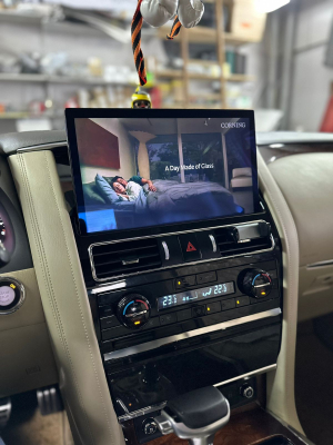 Магнитола для InfinitI QX80 2013+, QX56 2010+ на Android 10 - Carmedia KP-N1301